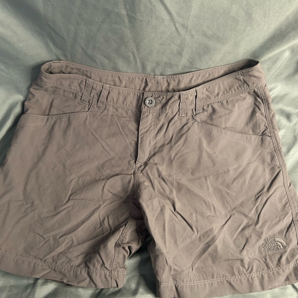 North Face Shorts Never Stop Exploring